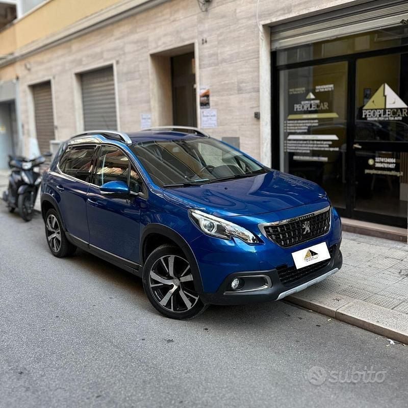 Blu Usata 2019 Peugeot 2008 Allure SUV | 10.800 € (Super prezzo) - Immagine 1/4
