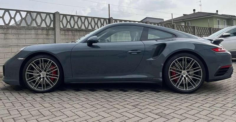 Usata Porsche 911 Turbo 540 CV (397 kW) 2016 Grigio Coupé