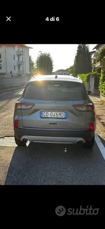 Usata Ford Kuga 120 CV (88 kW) 2021 SUV