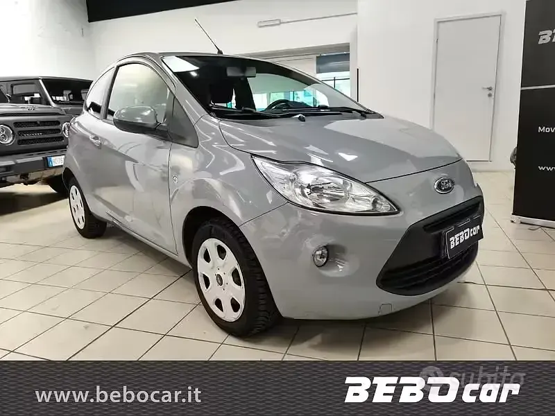 Usata Ford Ka 69 CV (50 kW) 2016 Grigio Berlina