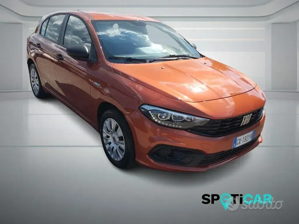 Usata Fiat Tipo 131 CV (96 kW) 2025 Grigio Berlina