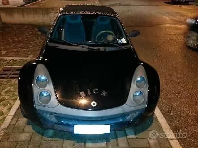 Usado Smart Roadster 82 CV (60 kW) 2006 Negro Descapotable