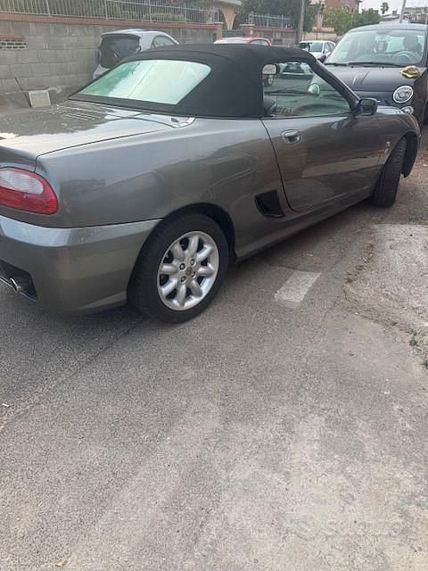 Usata MG TF 116 CV (85 kW) 2003 Cabrio