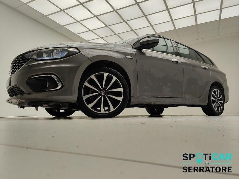 Usata Fiat Tipo Lounge 120 CV (88 kW) 2017 Grigio Station wagon