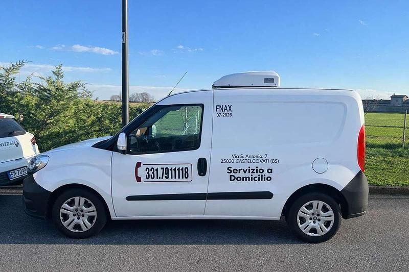 Usata Fiat Doblò Active 105 CV (77 kW) 2016 Bianco Monovolume