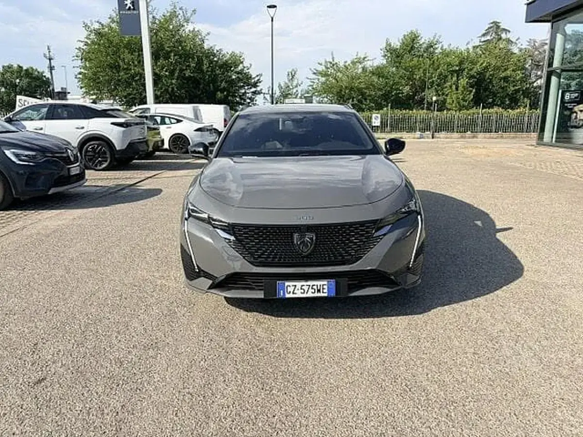 Usata Peugeot 308 GT 131 CV (96 kW) 2025 Grigio Station wagon