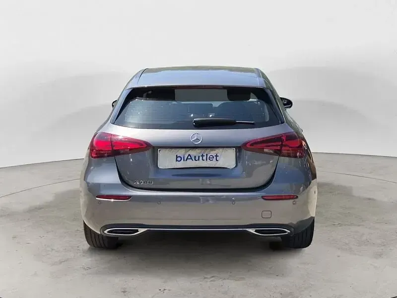 Usata Mercedes A180 Advanced Plus 136 CV (100 kW) 2024 Grigio Utilitaria