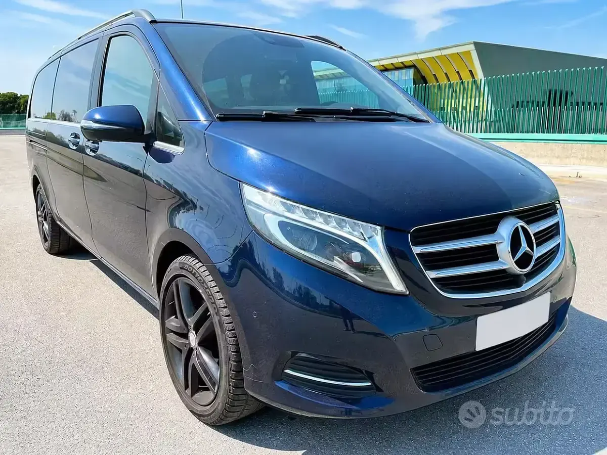 Usata Mercedes V250 Executive 190 CV (139 kW) 2018 Monovolume