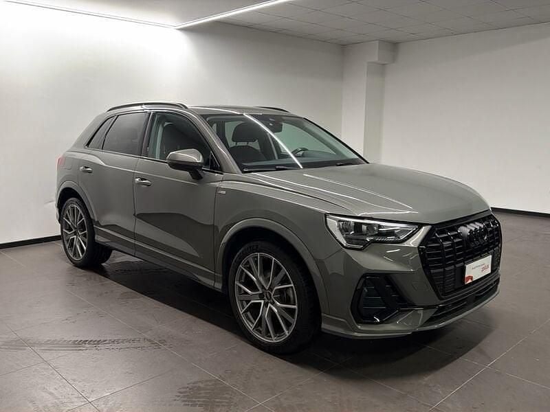 Usata Audi Q3 S-Line 150 CV (110 kW) 2022 Grigio SUV