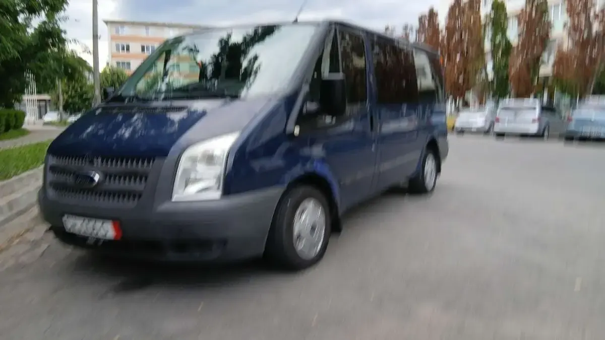 Usata Ford Transit Basis 116 CV (85 kW) 2013 Blu/azzurro Furgone