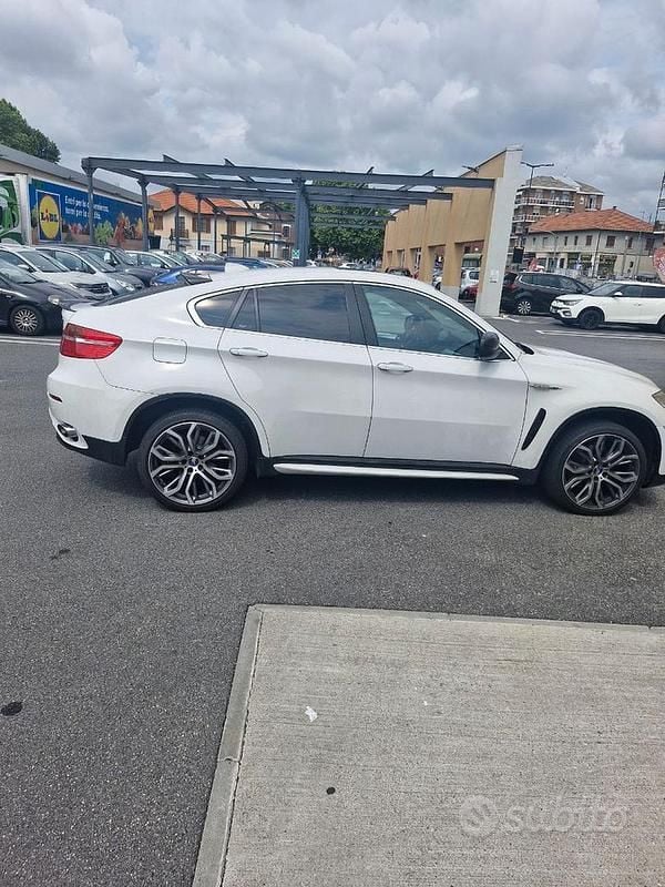 Usata BMW X6 M 555 CV (408 kW) 2011 Bianco SUV