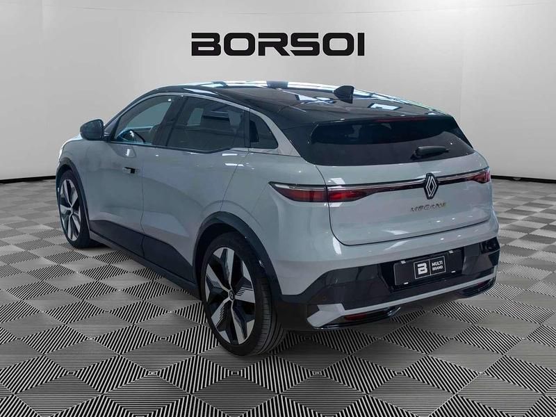 Usata Renault Megane E-Tech Techno 55 kW (75 CV) 2022 Grigio Station wagon