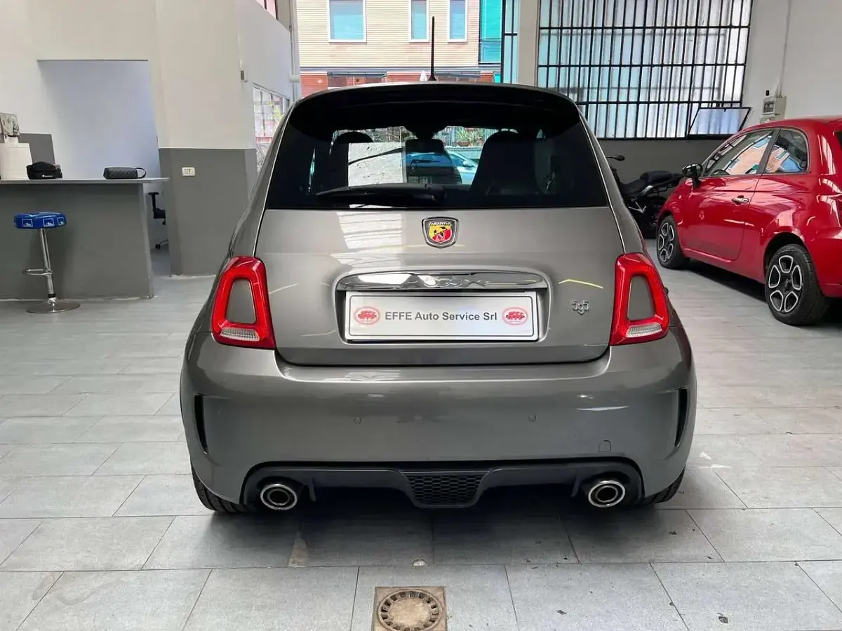 Usata Abarth 595 Custom 140 CV (102 kW) 2013 Grigio Utilitaria