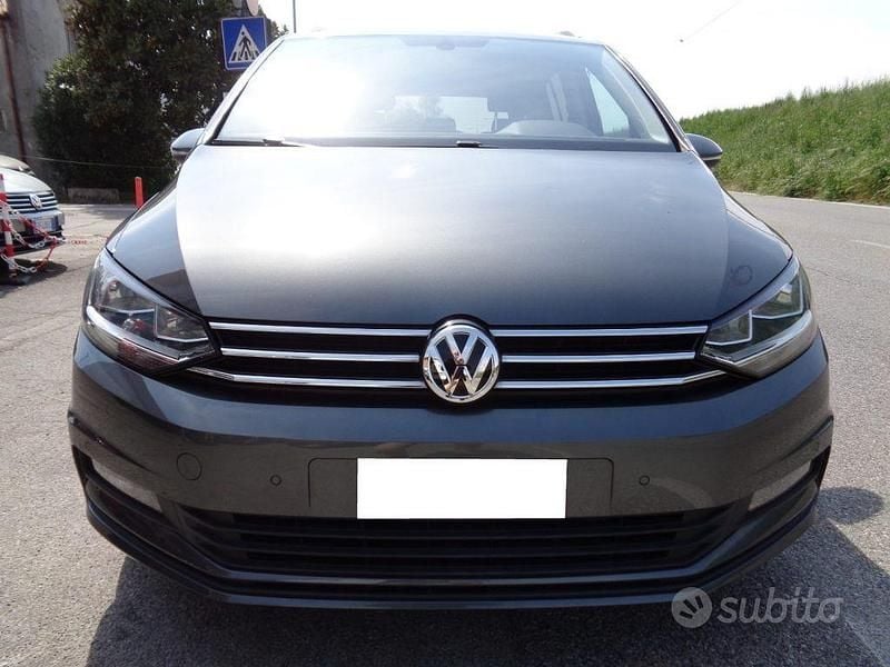 Usata VW Touran 122 CV (89 kW) 2021 Antracite Monovolume