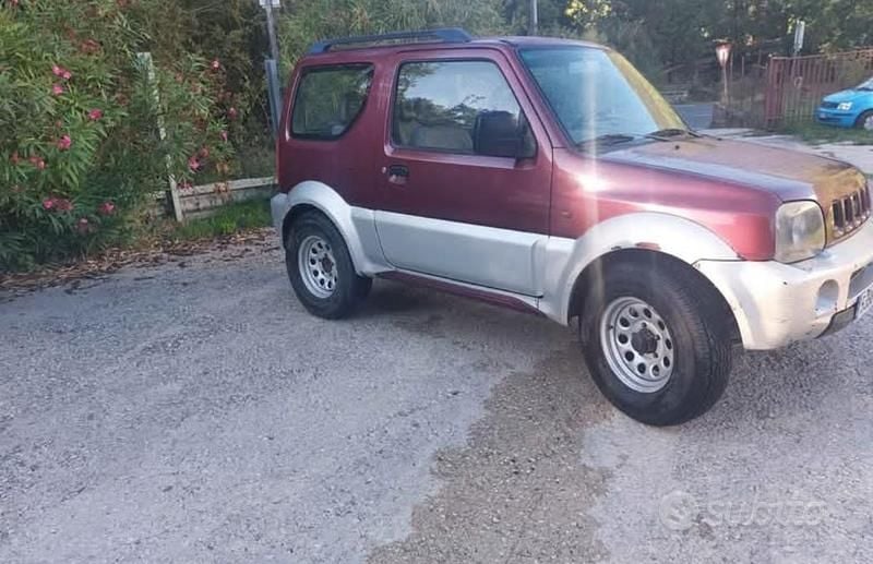 Usata Suzuki Jimny 80 CV (58 kW) 1999 SUV