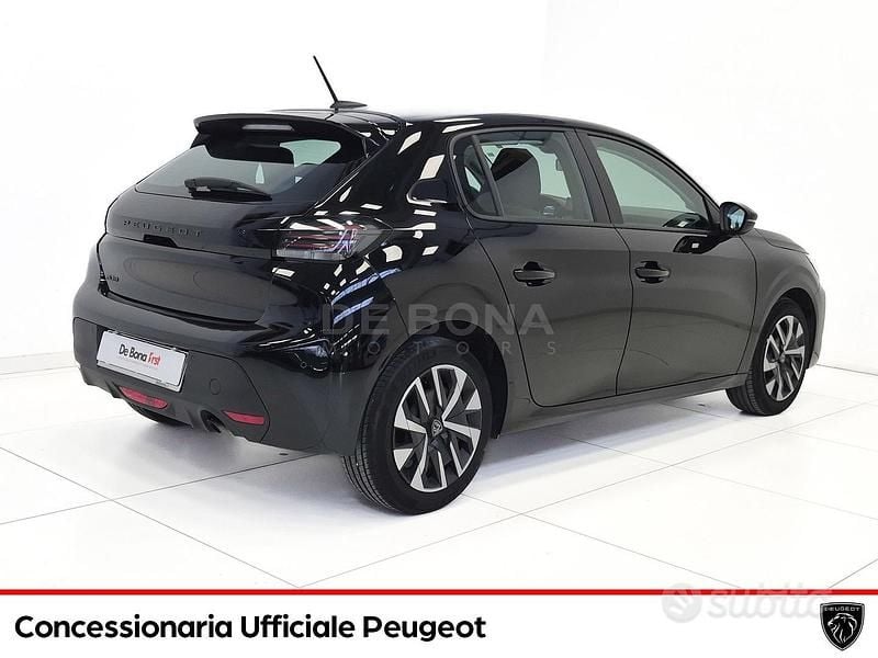 Usata Peugeot 208 Active 75 CV (55 kW) 2024 Nero Utilitaria