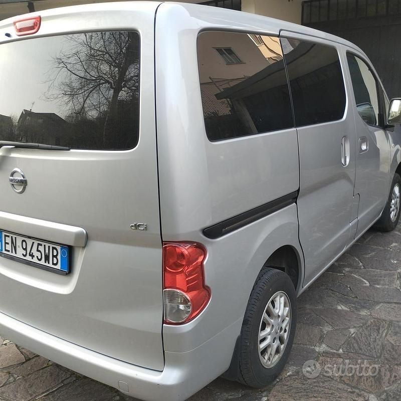 Usata Nissan Evalia 2012 Grigio Monovolume