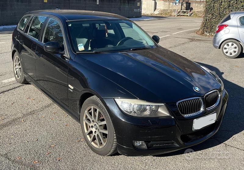 Usata BMW 320 150 CV (110 kW) 2009 Nero Station wagon