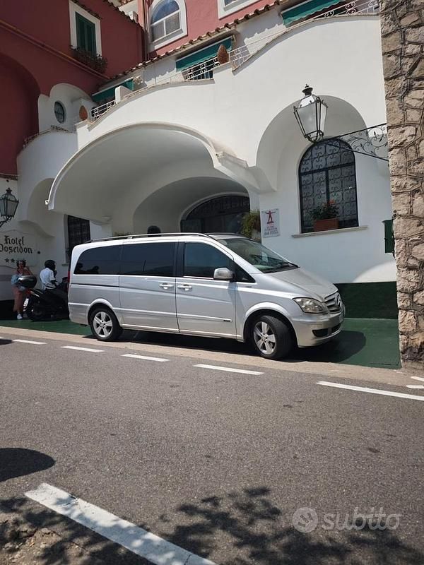 Begagnad Mercedes Viano 163 HK (119 kW) 2011 Grå Minibuss