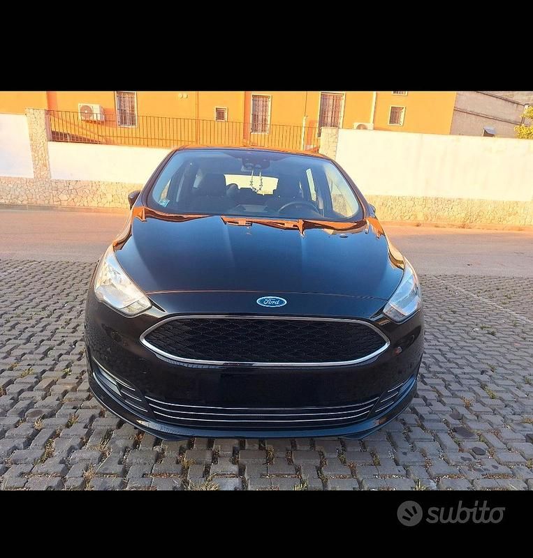 Nero Usata 2015 Ford C-MAX Monovolume | 6900 € (Buon prezzo) - Immagine 1/4