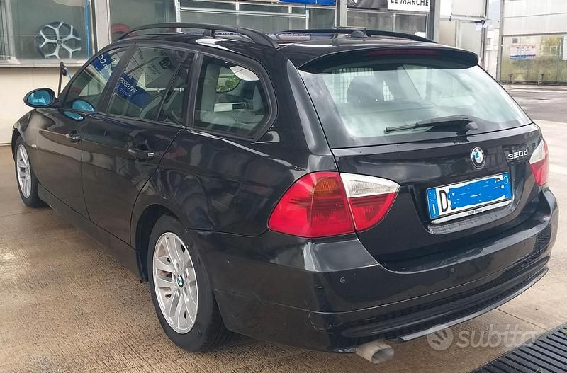 Usata BMW 320 2005 Nero Station wagon