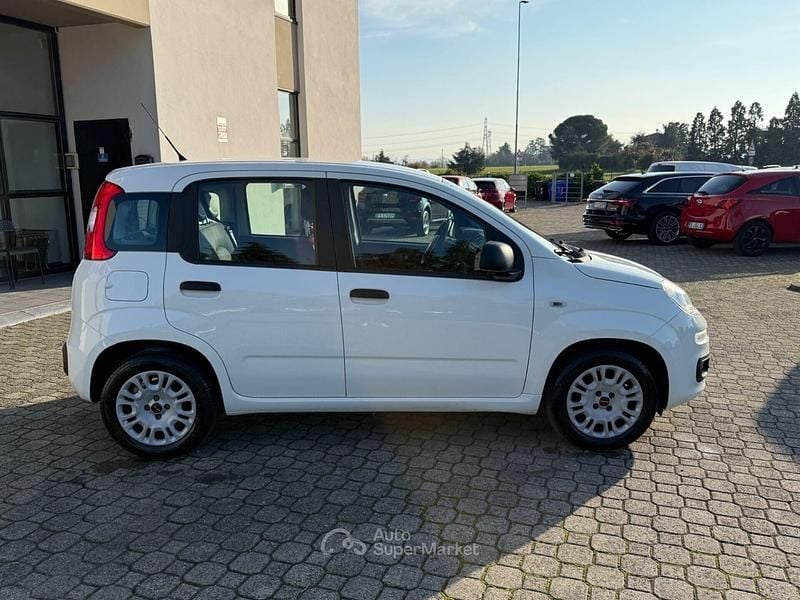 Usata Fiat Panda Lounge 95 CV (69 kW) 2016 Bianco Berlina
