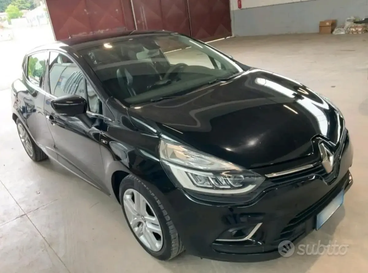 Usata Renault Clio IV Zen 90 CV (66 kW) 2019 Nero Berlina
