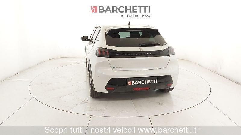 Usata Peugeot e-208 Allure 100 kW (136 CV) 2022 Bianco Utilitaria