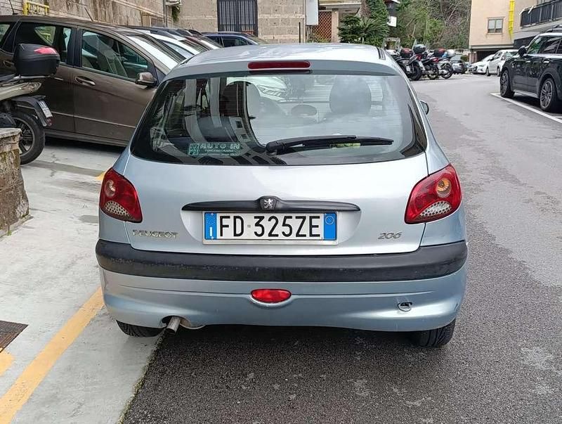 Usata Peugeot 206 60 CV (44 kW) 2001 Berlina