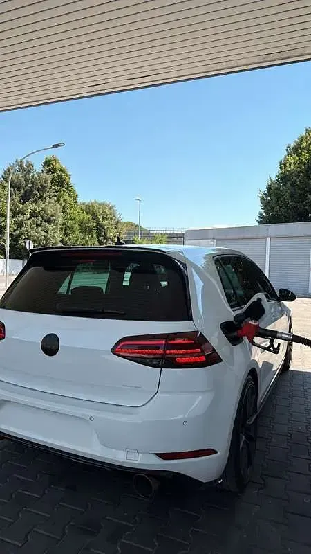 Usata VW Golf VIII GTI 245 CV (180 kW) 2020 Berlina