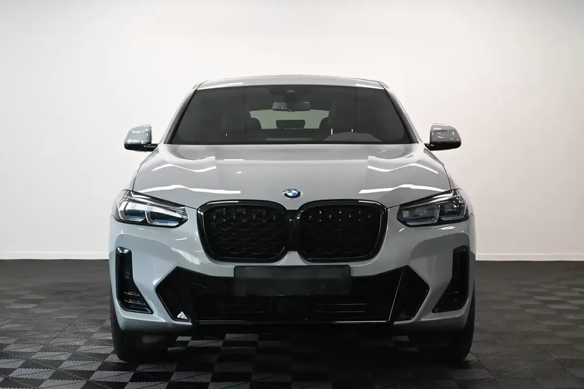 Usata BMW X4 M Sport 183 CV (134 kW) 2025 Grigio SUV