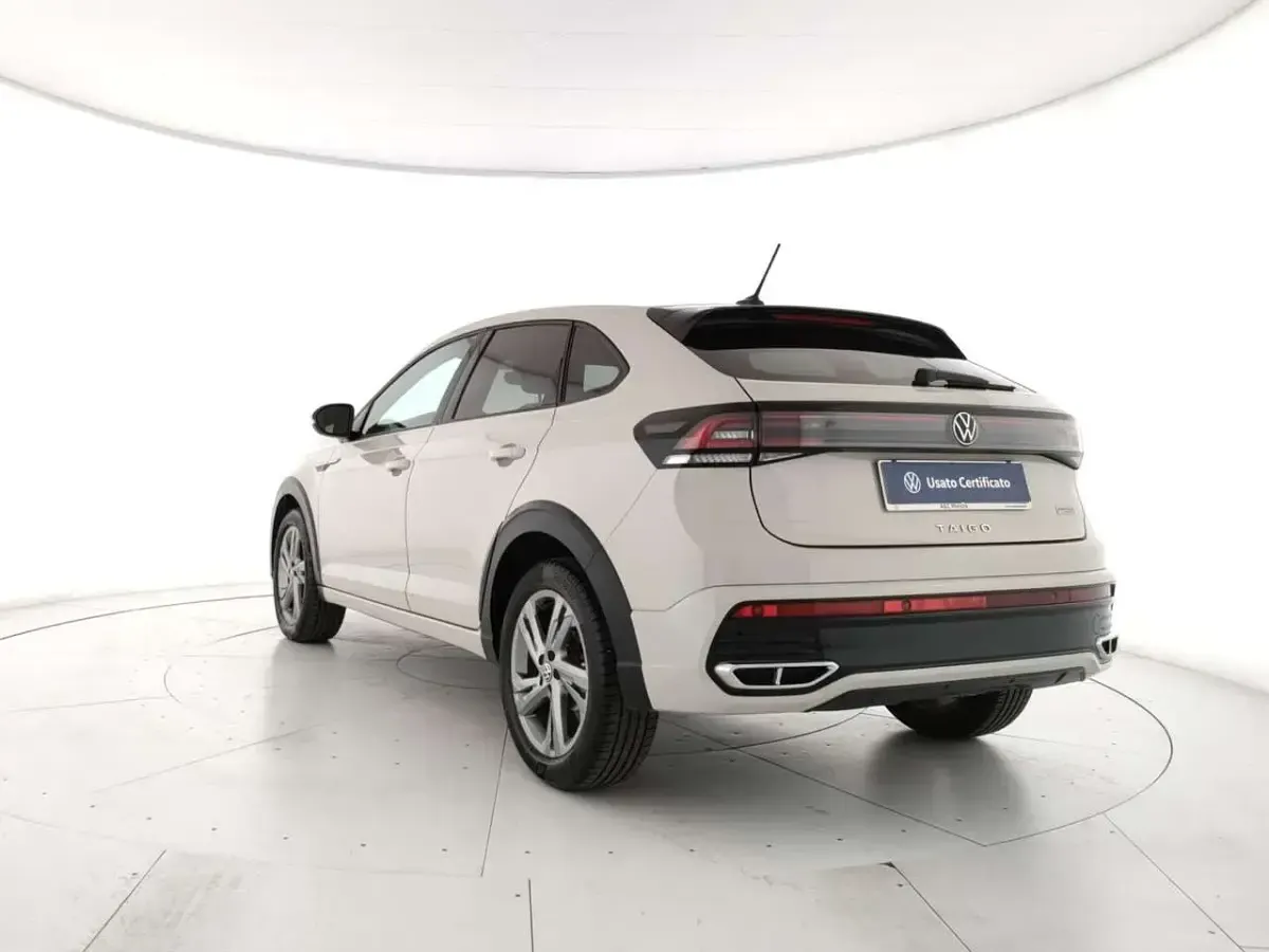 Usata VW Taigo R-line 110 CV (80 kW) 2023 Grigio SUV