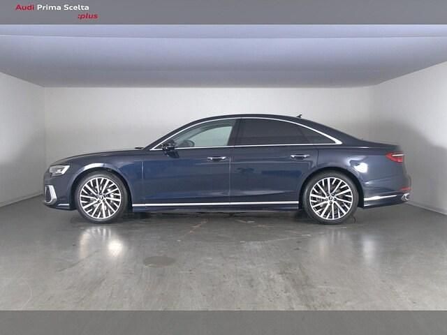 Usata Audi A8 Design 286 CV (210 kW) 2024 Blu firmamento metallizzato Berlina