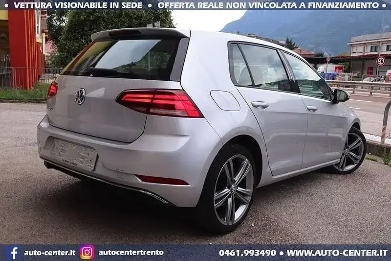 Usata VW Golf VII 150 CV (110 kW) 2017 Argento Berlina