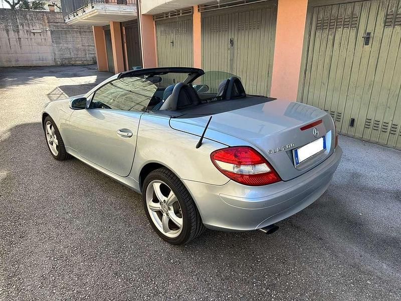 Usata Mercedes SLK200 163 CV (119 kW) 2004 Blu/azzurro Cabrio