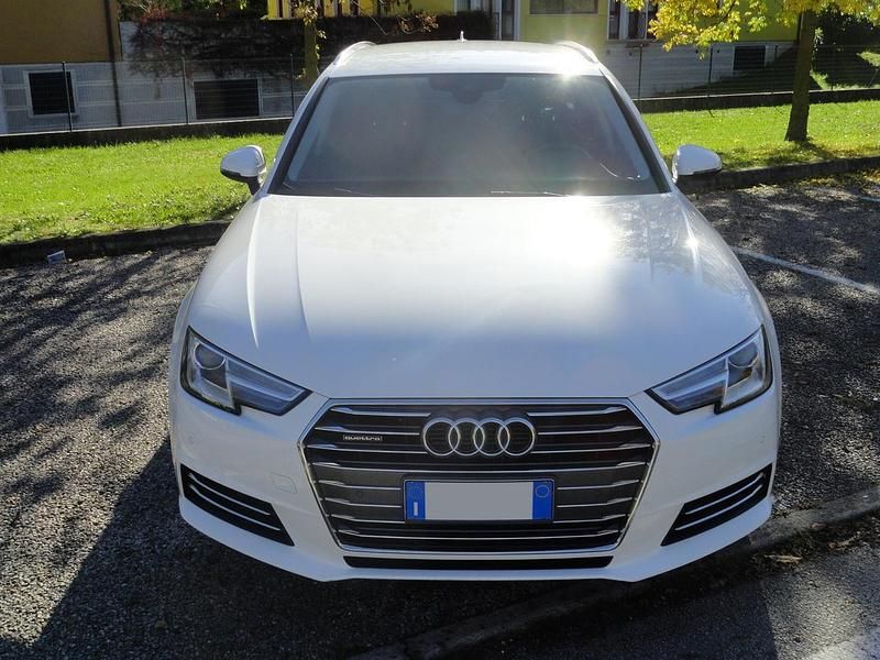 Usata Audi A4 Sport 190 CV (139 kW) 2016 Bianco Station wagon