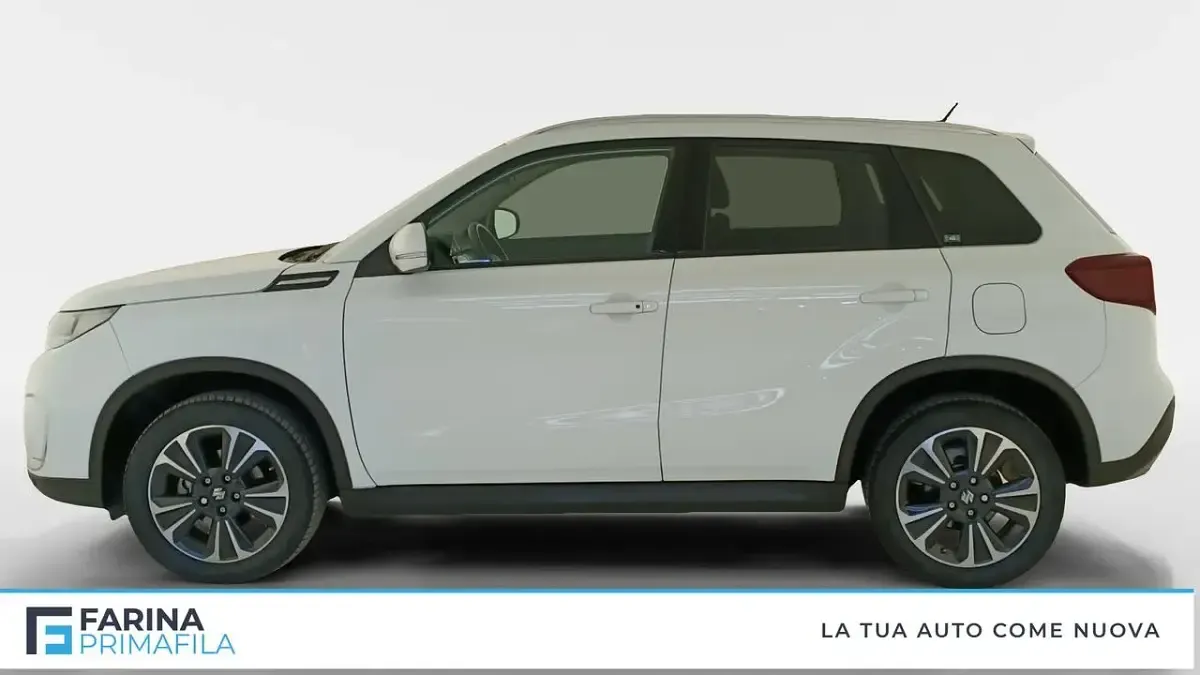 Usata Suzuki Vitara 129 CV (94 kW) 2022 Bianco SUV