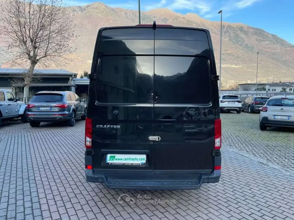 Usata VW Crafter 140 CV (102 kW) 2019 Marrone Furgone