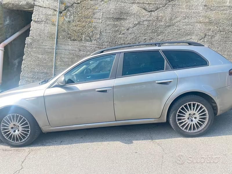 Usata Alfa Romeo 159 2006 Grigio Station wagon