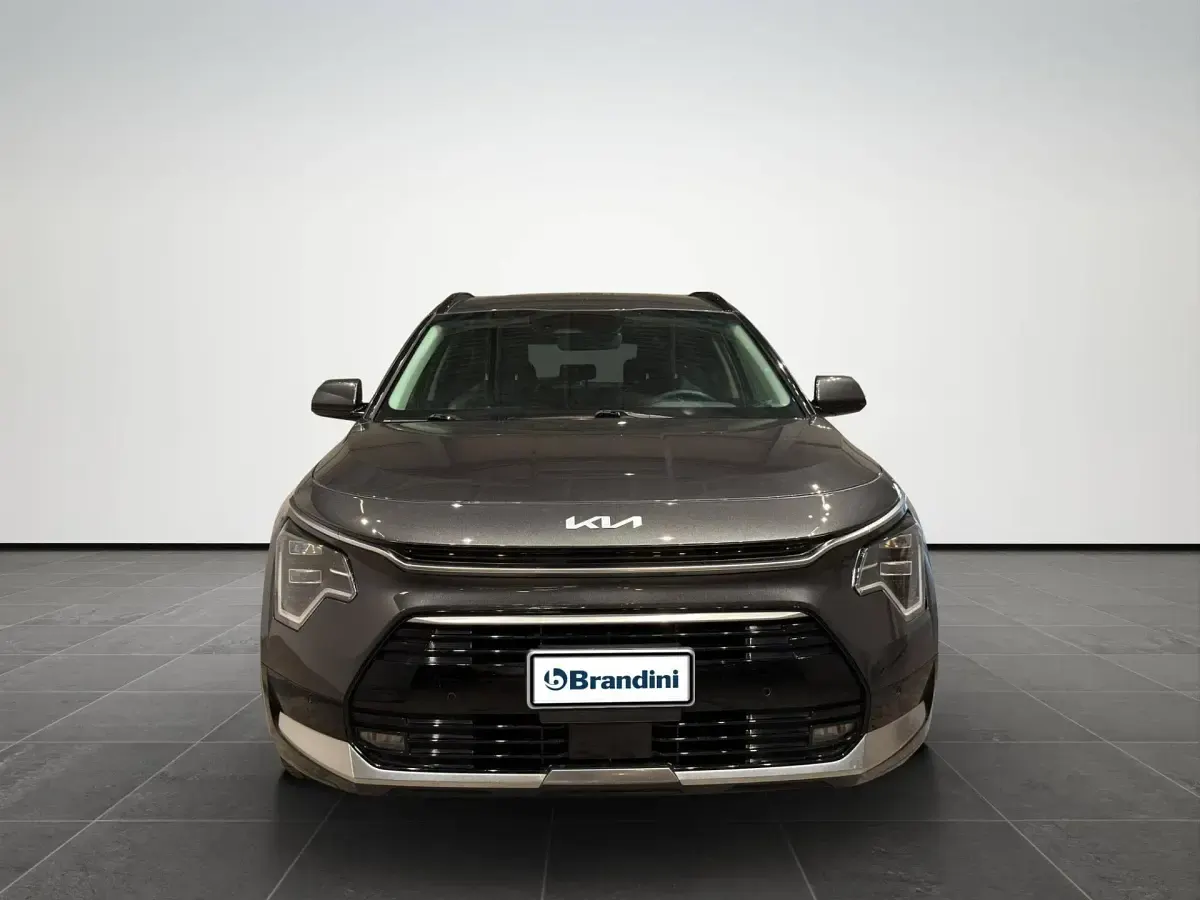 Usata Kia e-Niro Premium 77 kW (105 CV) 2023 Grigio metallizzato SUV