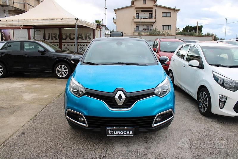 Usata Renault Captur Iconic 110 CV (80 kW) 2015 Blu SUV