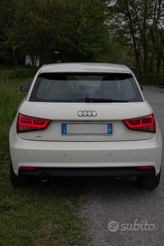 Usata Audi A1 Ambition 86 CV (63 kW) 2012 Bianco Utilitaria