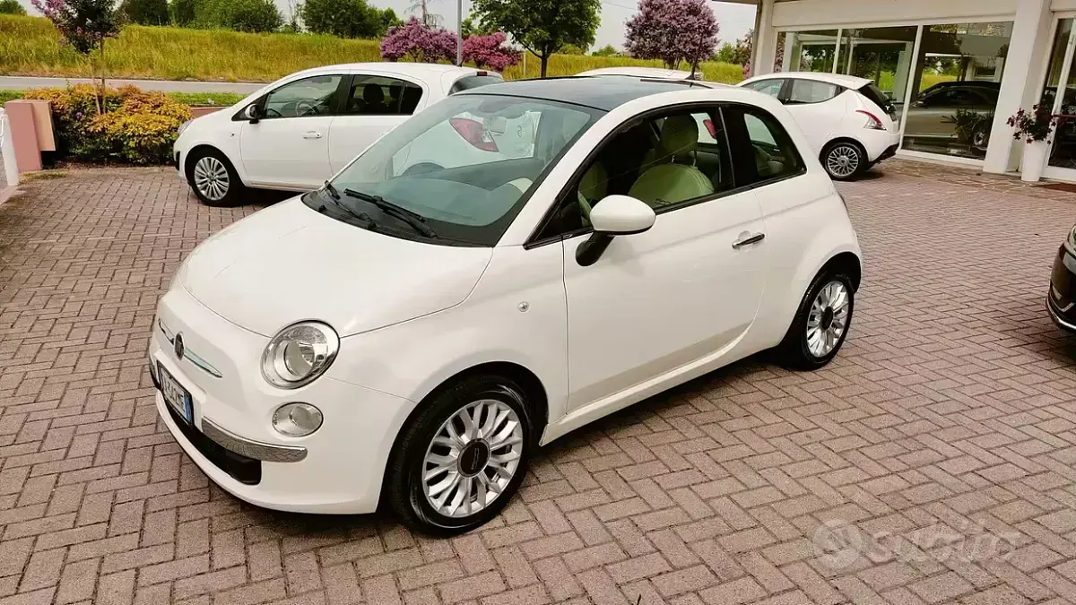 Usata Fiat 500 Lounge 69 CV (50 kW) 2014 Bianco Berlina