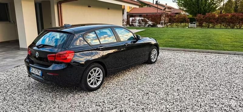 Usata BMW 114 95 CV (69 kW) 2017 Nero Utilitaria