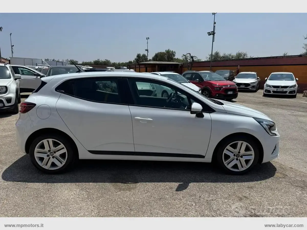 Usata Renault Clio V Zen 86 CV (63 kW) 2020 Bianco Berlina
