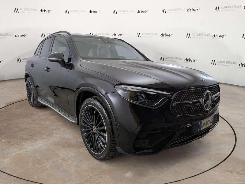 Usata Mercedes GLC220 AMG Line Premium 197 CV (144 kW) 2023 Nero SUV