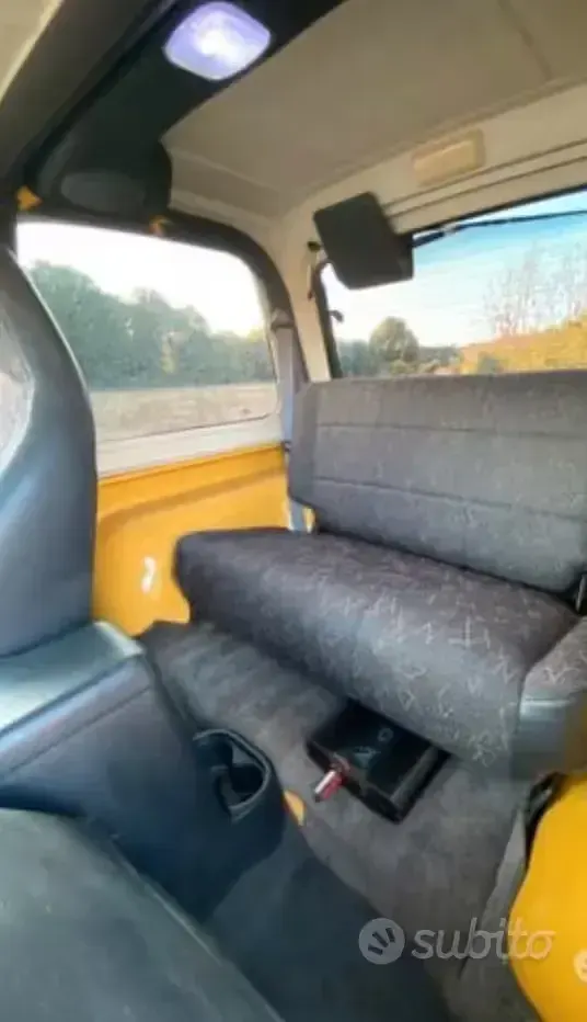 Usata Jeep Wrangler 177 CV (130 kW) 2001 Giallo SUV
