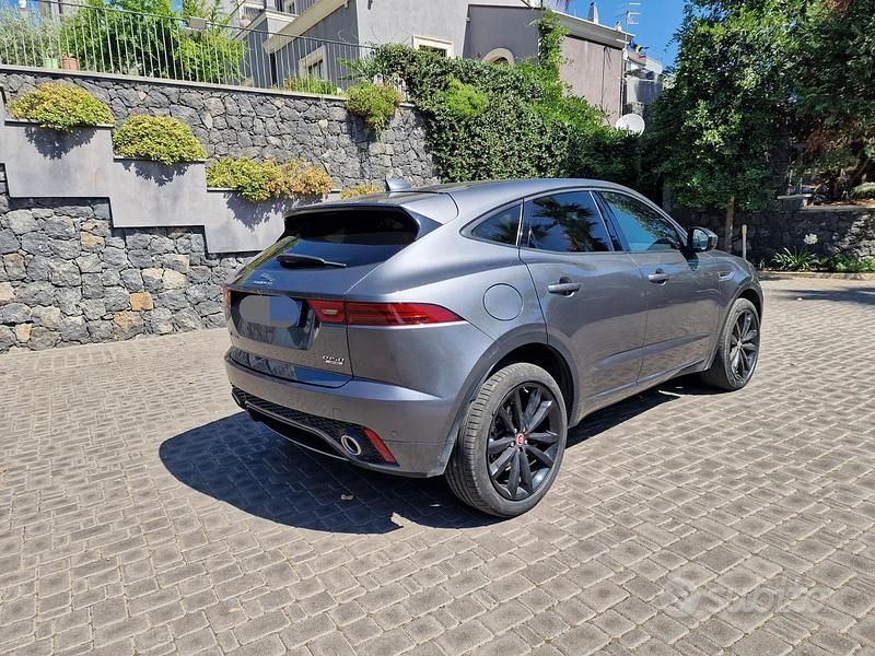 Usata Jaguar E-Pace R 200 CV (147 kW) 2018 Grigio SUV