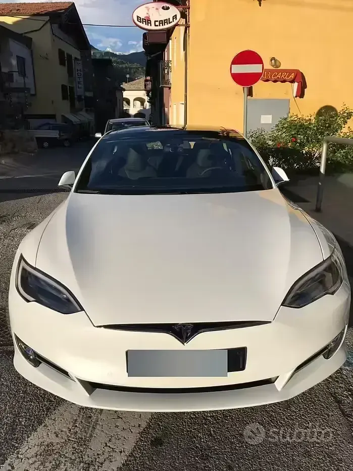Usata Tesla Model S 158 kW (215 CV) 2017 Bianco Utilitaria