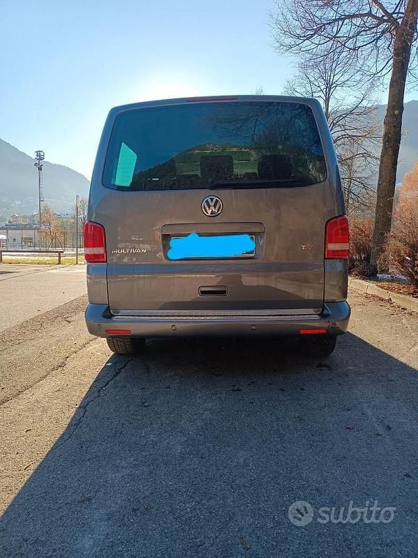 Usata VW Multivan 180 CV (132 kW) 2011 Monovolume